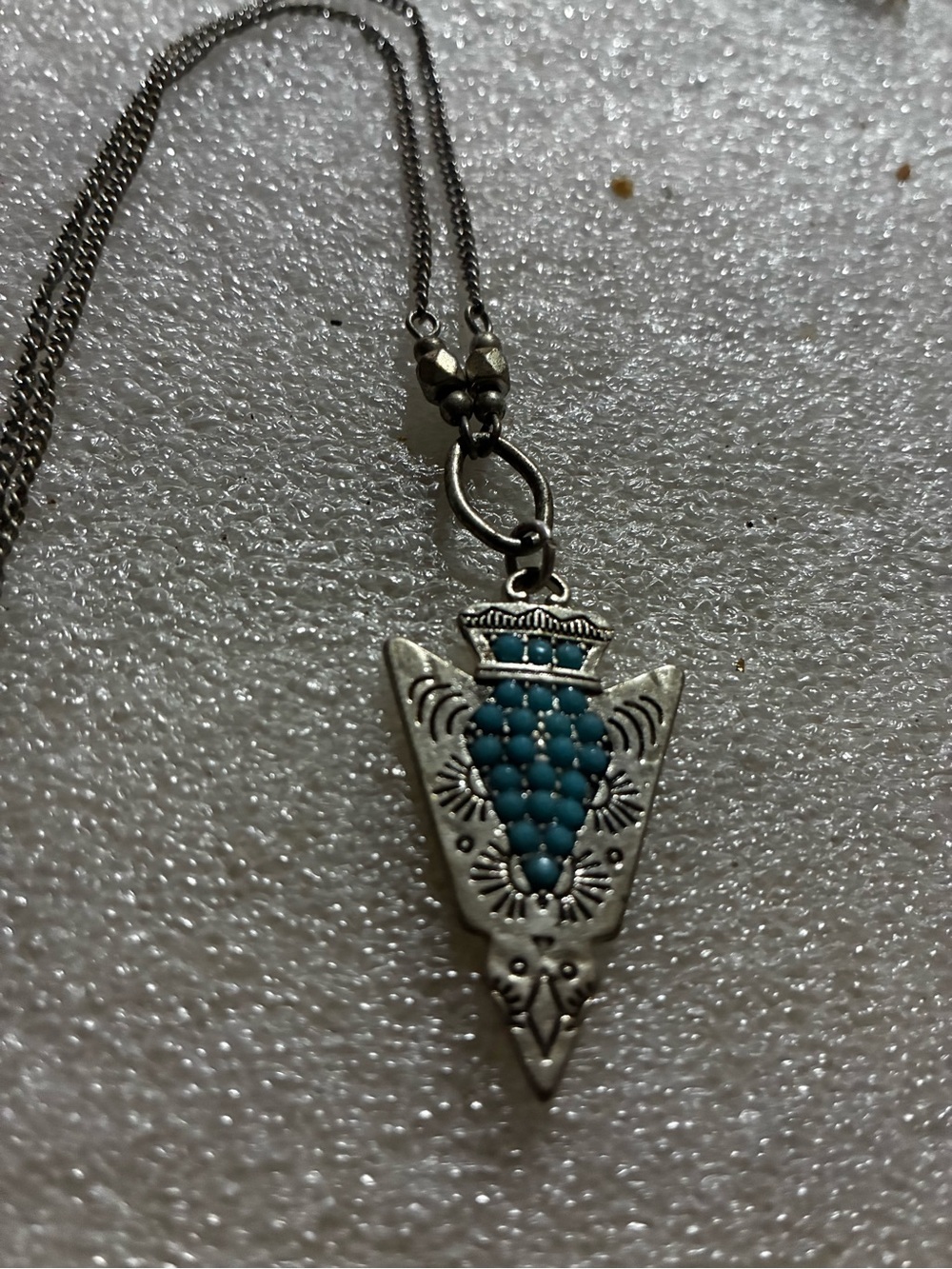 Turquoise Arrowhead Pendant Necklace - Silver Tone Women’s Jewelry